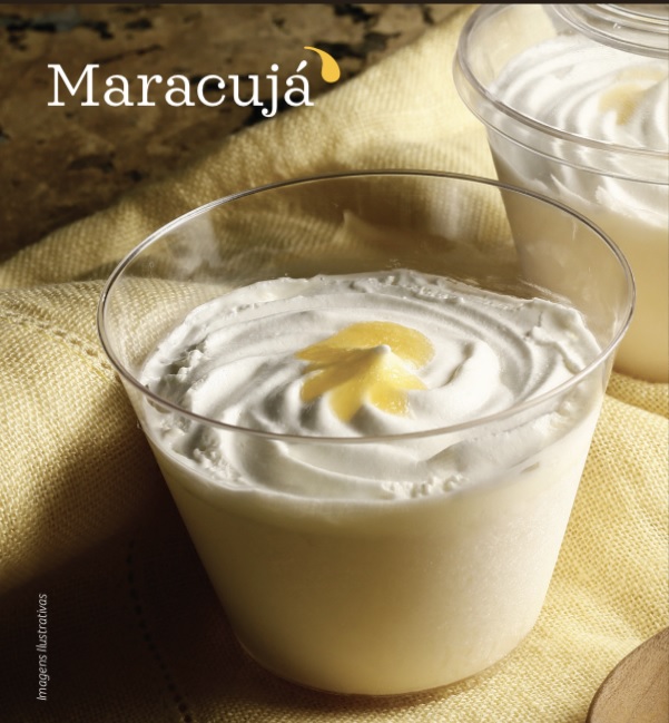 Mousse Maracujá close.jpg